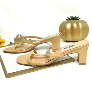 BOB MACKIE | Studio Vintage Nude Minimalist Sandals